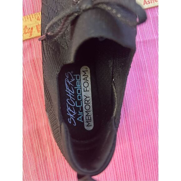 Skechers Air-cooled memory foam Black 9 faux laces nwot sn#13356 - Picture 5 of 6